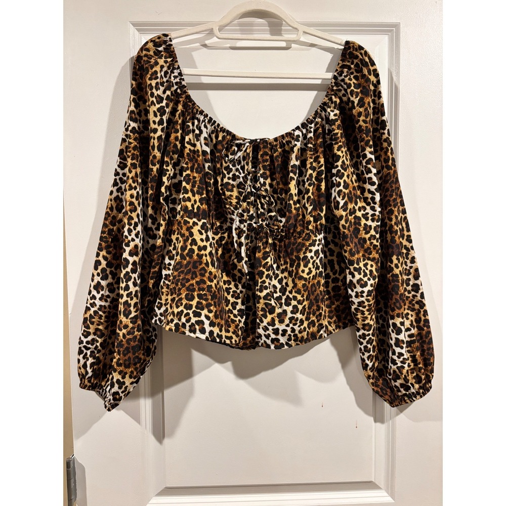 Iky & Me Leopard Print Lace Up Front Crop Top Long Balloon Sleeve XL NWT